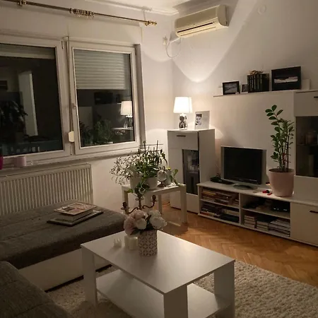 Masa Appartamento Novi Sad